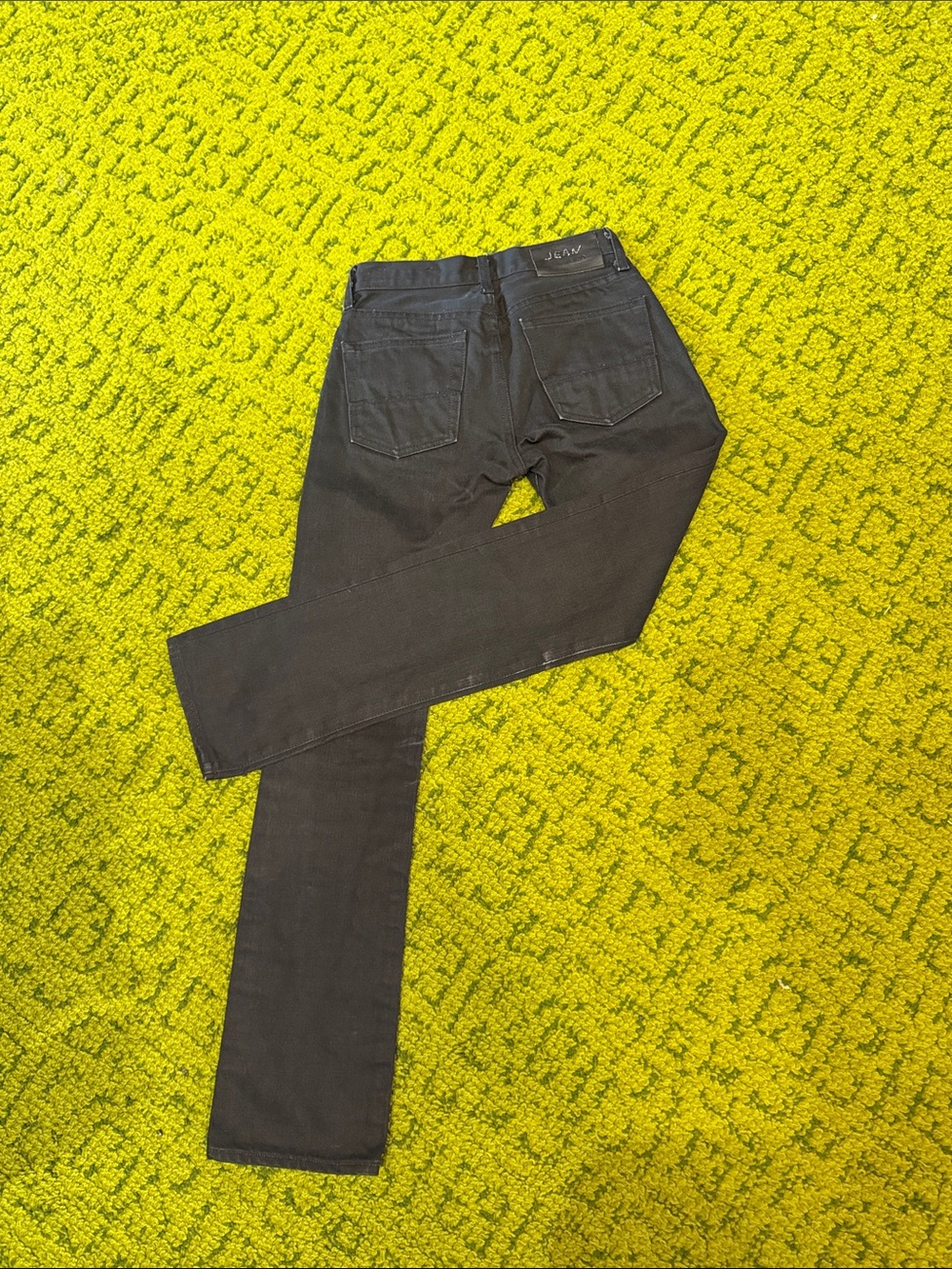 Classic Women's Straight-Leg Jeans in Black - Picture 3 of 6